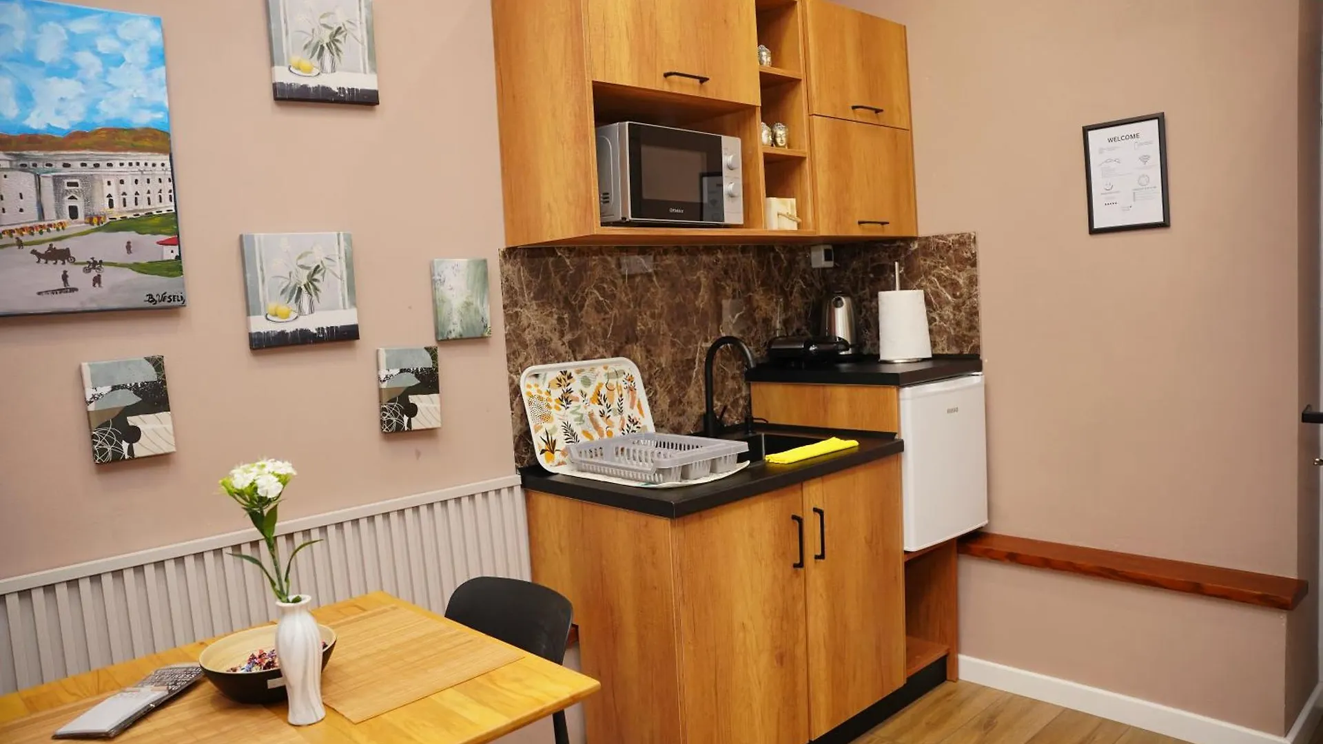 Apartment Cherry Rooms Tirana